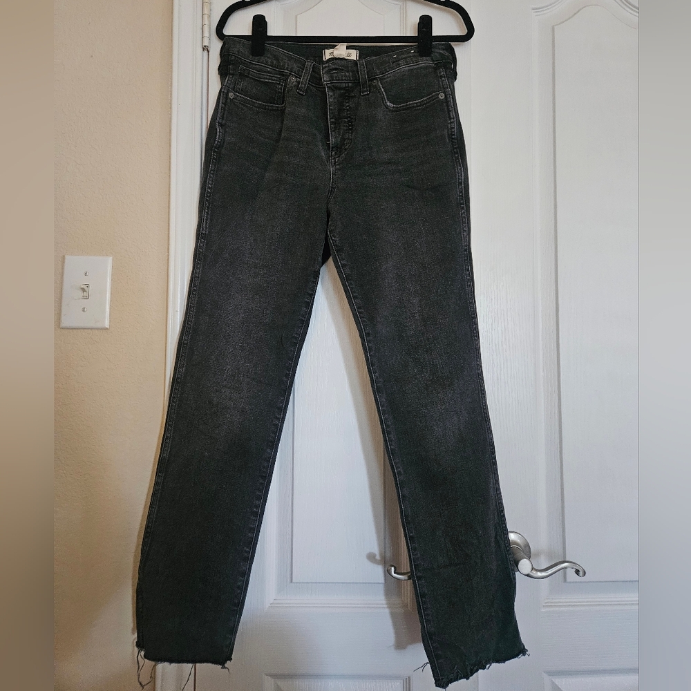 Madewell Armand Wash Mid- Rise Stovepipe Straight Leg Jeans Raw Hem